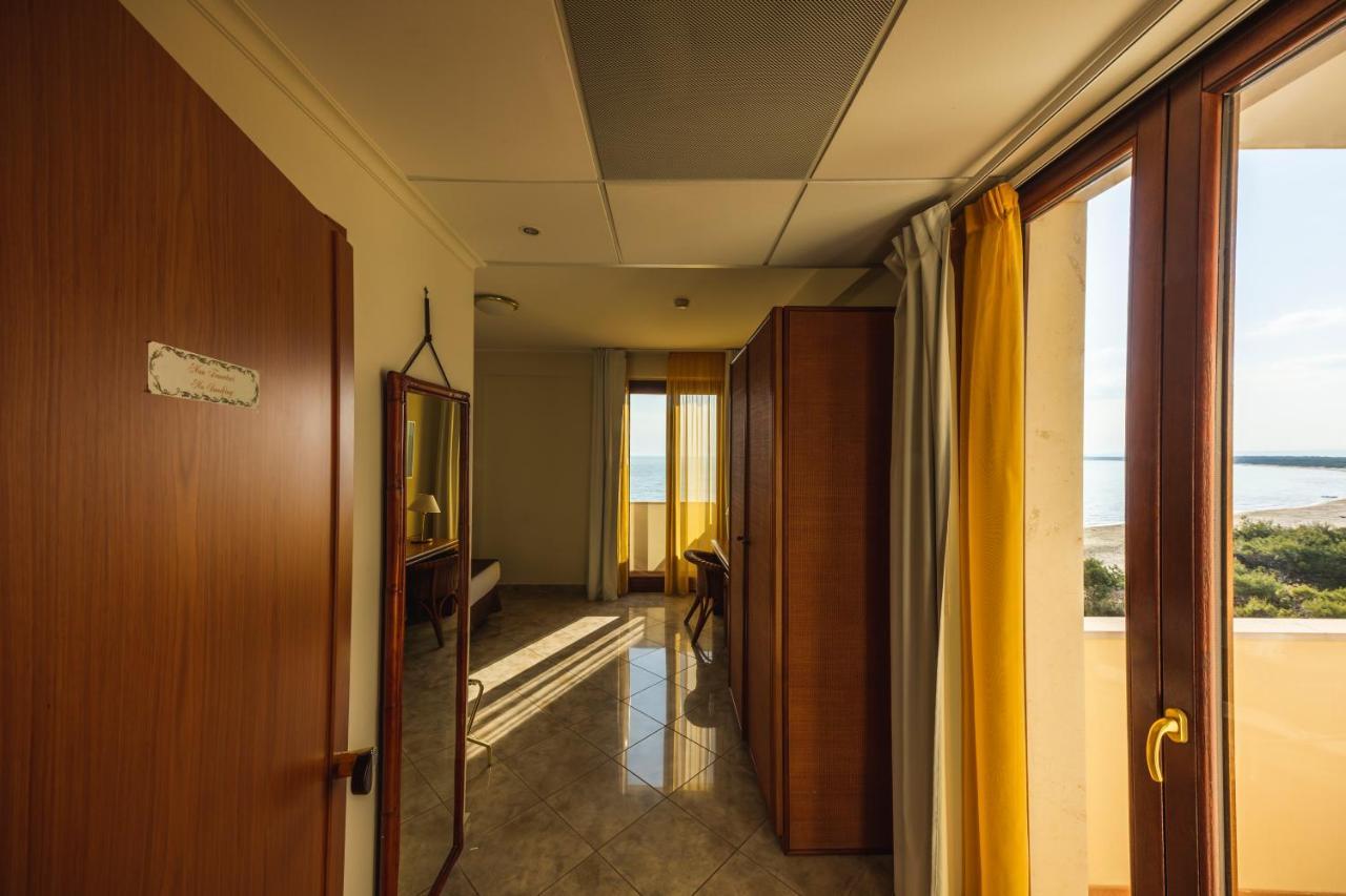 Apulia Hotel Taranto Ara Solis Lido Azzurro Exterior foto